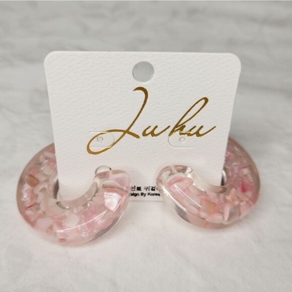 NWT chunky pink hoop earrings - Picture 6 of 6